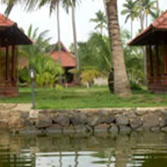 Отель Kondai Lip Alappuzha Экстерьер фото