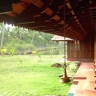 Отель Kondai Lip Alappuzha Экстерьер фото